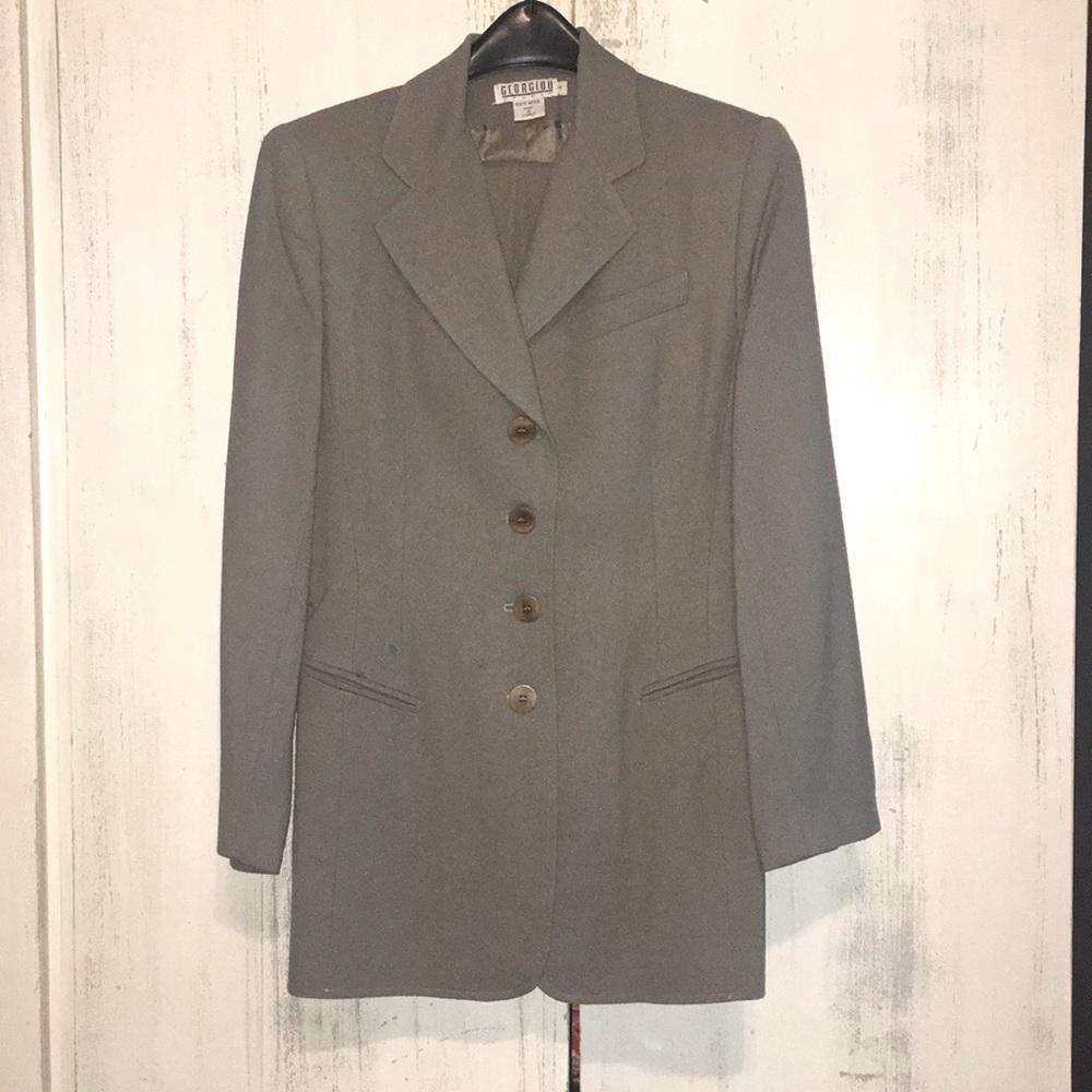 Vintage Georgiou pant suit size 4 taupe